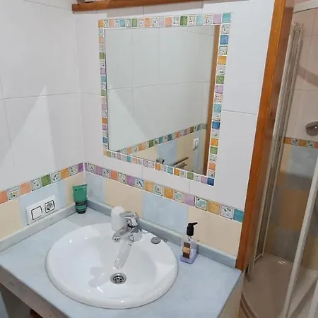 La Casa De Abajo Apartment *